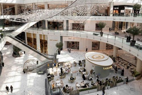 Từ cảm hứng Dubai Mall đến Regal Complex:Định chuẩn mới của không gian thương mại tinh tuyển