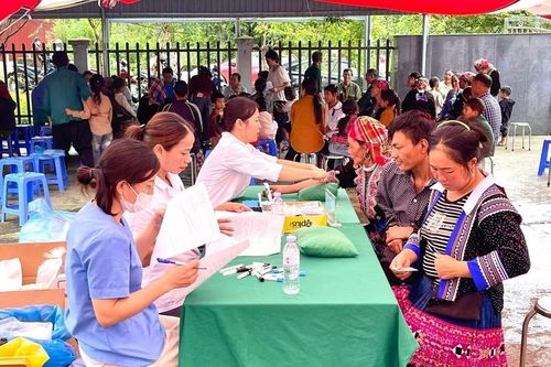 Lai Châu tăng tốc Chiến dịch 90 ngày đêm khám sức khỏe miễn phí cho người dân