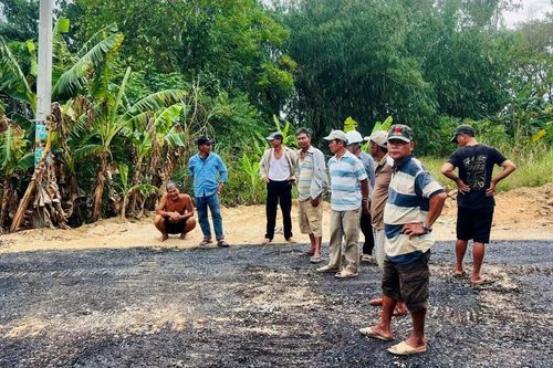 Nụ cười của người dân thôn Lệ Bắc
