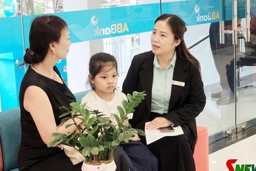 Đẩy mạnh chuyển đổi số, nâng cao chất lượng dịch vụ ngân hàng