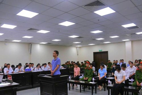 Mở lại xét xử vụ Herbitech: Sản xuất hơn 12,9 triệu sản phẩm bảo vệ sức khỏe giả