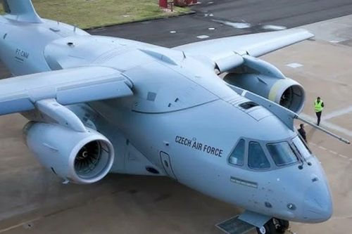 Không quân Séc tiếp nhận máy bay vận tải C-390 đầu tiên từ Brazil