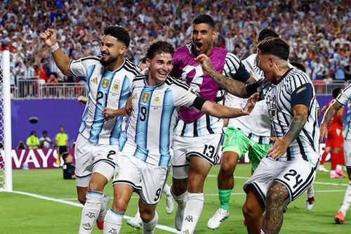 Messi không ghi bàn, Argentina vẫn tiến vào bán kết World Cup
