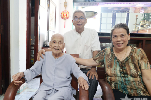 Bà mẹ Việt Nam anh hùng Lê Thị Liên trọn đời kiên trung