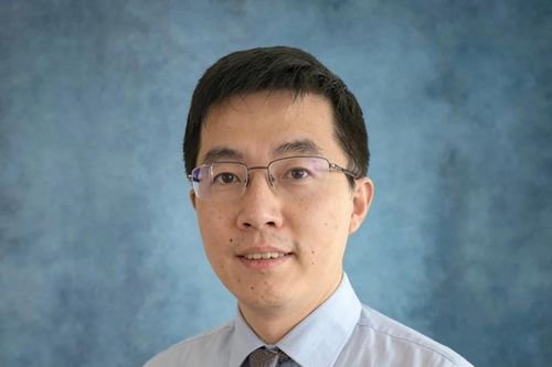 Giám đốc Google DeepMind về nước làm giáo sư Đại học sau 20 năm ở Mỹ