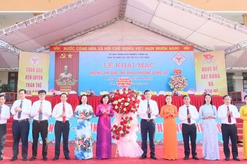 Hơn 1.000 người tham gia Đại hội Thể dục thể thao phường Bồng Lai