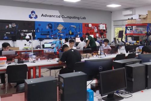 Hà Nội: 10 trường đại học công bố ngành được cấp học bổng