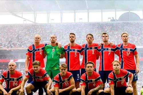 HLV Solbakken: Na Uy rời World Cup trong nước mắt và niềm tự hào