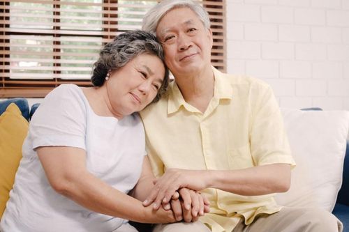Về già, điều con cháu cần không phải tiền bạc mà là ông bà biết tránh 3 điều