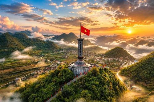 Nâng cao nhận thức cộng đồng về du lịch bền vững tại Lũng Cú