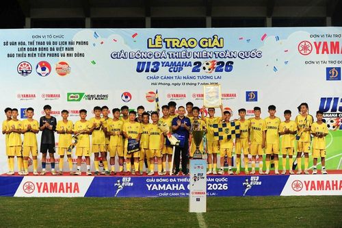 Sông Lam Nghệ An lần thứ 11 vô địch giải U13 quốc gia