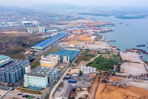 Nạo vét luồng vào cảng nước sâu bậc nhất miền Bắc sau nhiều năm bị bồi lắng