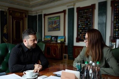 Ông Zelensky miễn nhiệm Thủ tướng Ukraine, Nga kiểm soát thêm làng ở Sumy