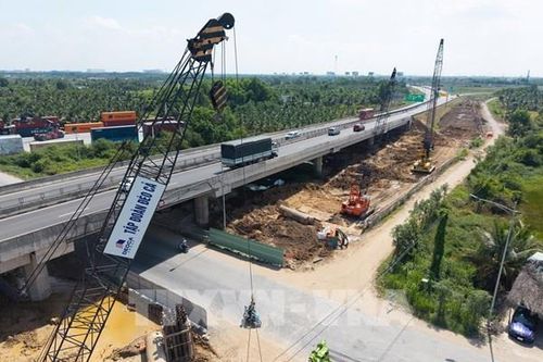 TP. Hồ Chí Minh nghiên cứu áp dụng cầu cạn cho các dự án cao tốc
