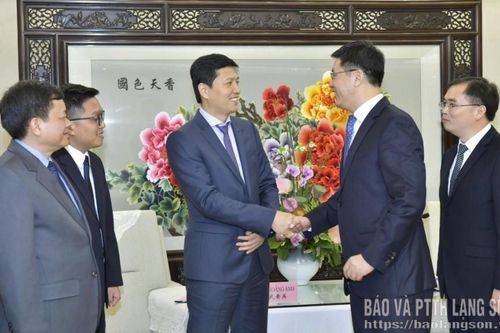 Đẩy mạnh hợp tác văn hóa, du lịch và giao lưu Nhân dân