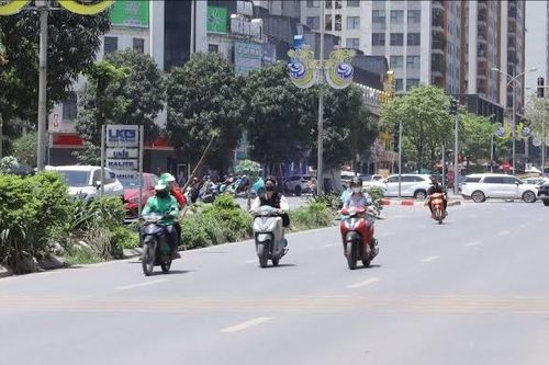 Nắng nóng quay trở lại tại Hà Nội trong ngày đầu tuần