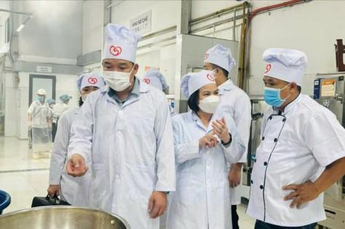 Giám sát để nâng cao chất lượng giáo dục học đường: Bài 2: Siết chặt từng khâu, bảo đảm an toàn bữa ăn học đường