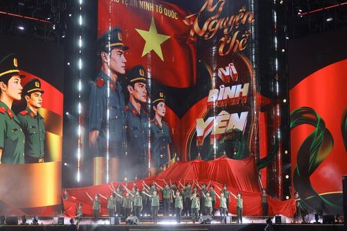 Ấn tượng đêm nghệ thuật tái hiện 80 năm lực lượng An ninh nhân dân