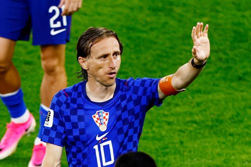 Modric cân nhắc hoãn giải nghệ