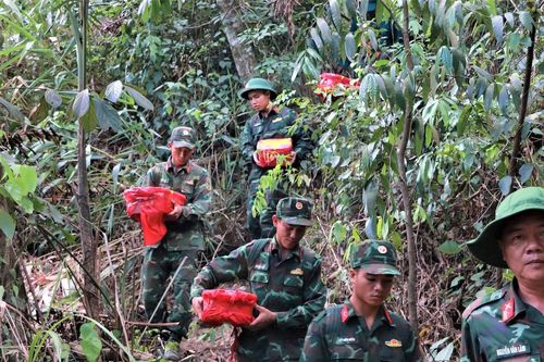 Xuyên rừng, phá đá đưa 5 liệt sĩ trở về từ hang sâu sau hơn nửa thế kỷ