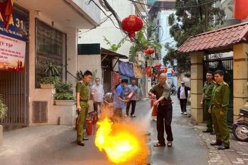 Hà Nội: Chủ động 'hóa giải' nguy cơ cháy nổ tại các ngõ sâu ở phường Tây Hồ