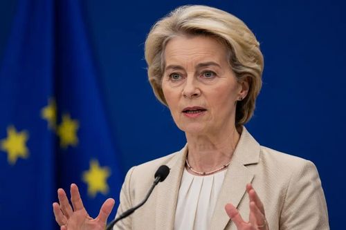 EU siết truy cập mạng xã hội với trẻ em theo độ tuổi