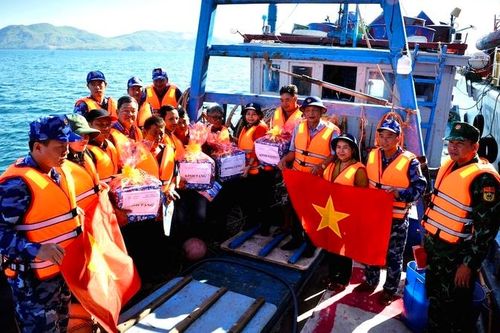 Mười năm rẽ sóng, viết tiếp hành trình vì bình yên biển, đảo Tổ quốc