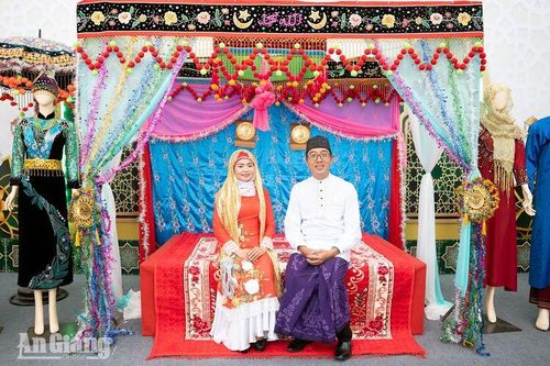 Độc đáo lễ cưới của người Chăm Islam
