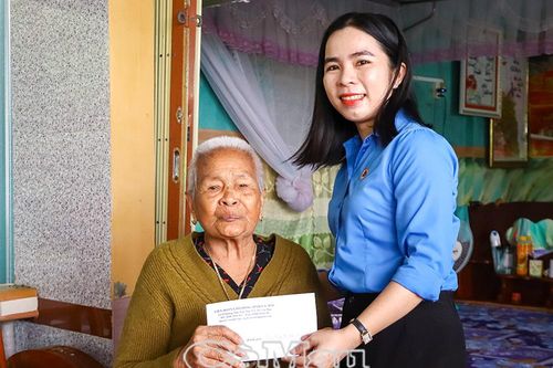 Liên đoàn Lao động tỉnh tri ân Mẹ Việt Nam Anh hùng