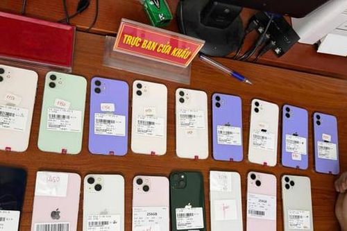 Khởi tố vụ vận chuyển iPhone cũ trái phép qua biên giới