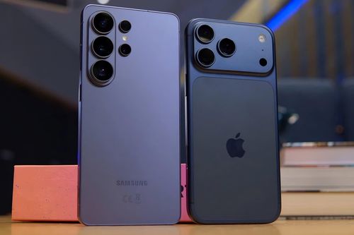 Thị trường smartphone thu hẹp, Apple bám sát ngôi vương của Samsung