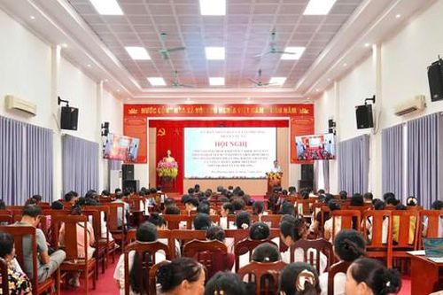 Xã Tây Phương bắt đầu khám sức khỏe miễn phí cho toàn dân