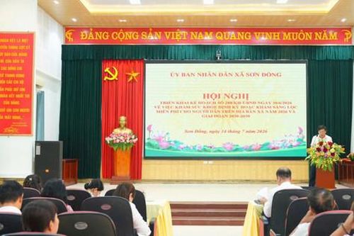 Sơn Đồng triển khai khám sức khỏe định kỳ miễn phí cho người dân