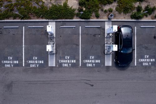 California chính thức áp dụng ưu đãi mới cho xe điện