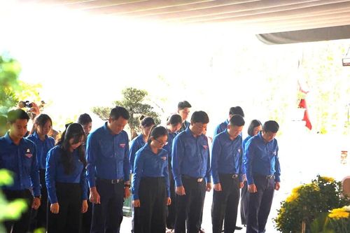Dấu chân tuổi trẻ về Vị Xuyên, nối dài lời thề bám đá giữ biên cương