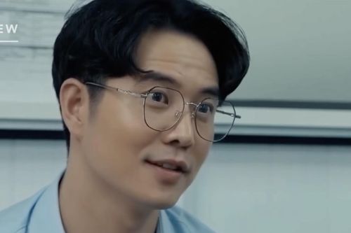 'Dưới ô cửa sáng đèn' tập 27: Sơn tổng tài thả thính Diệu, Sinh ghen ra mặt