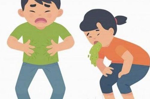 Sau bữa ăn, nhiều cháu bé tại Nghệ An phải nhập viện