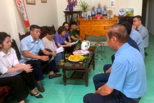 VKSND tỉnh Lào Cai phối hợp xem xét, thẩm định tại chỗ vụ án hành chính về đất đai