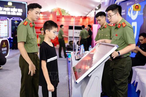 Tăng cường lá chắn an ninh mạng, chủ động bảo vệ dữ liệu từ gốc