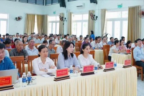 Xây dựng chính quyền gần dân, củng cố niềm tin