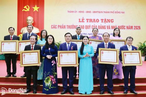 Lễ trao tặng các phần thưởng cao quý của Đảng và Nhà nước năm 2026