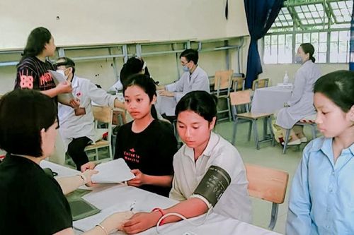 Nỗ lực chăm sóc sức khỏe toàn dân nơi vùng sâu Tà Năng