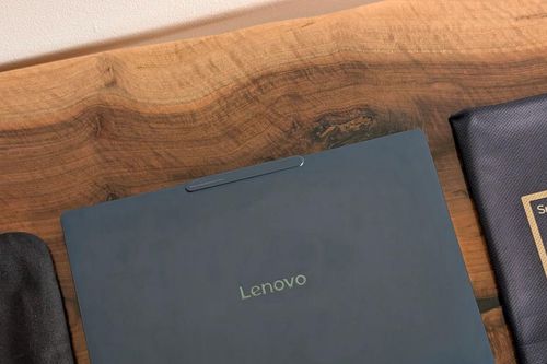 Lenovo Yoga Slim 7 14 trang bị Snapdragon: Kỷ lục pin 19 giờ thách thức mọi đối thủ