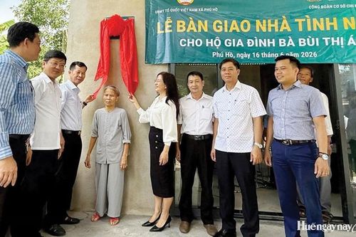 Xây dựng yêu thương