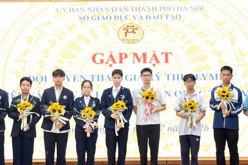 Nhiệm vụ đặc biệt của đội tuyển Olympic thiên văn học 2026