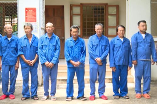 Triệt phá đường dây mua bán vật liệu nổ quân dụng, bắt 8 đối tượng, thu hơn 16 kg TNT