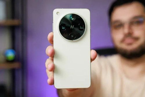 Đây là chiếc smartphone đầu tiên có 3 camera 200MP xịn sò