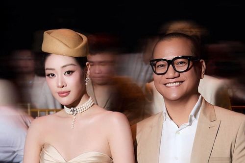 Hoa hậu Khánh Vân tay trong tay hạnh phúc bên chồng