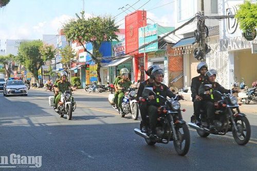 Giữ vững bình yên, tạo đà phát triển