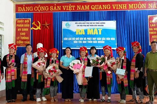 Tằng Loỏng ra mắt Câu lạc bộ gìn giữ văn hóa dân tộc Dao